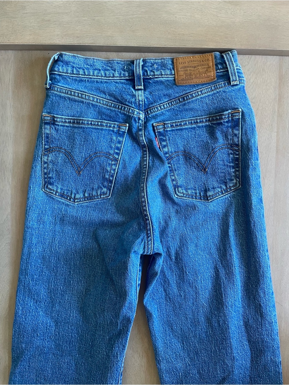 Levi’s Ribcage Straight Button Fly Blue Jeans - Picture 6 of 11
